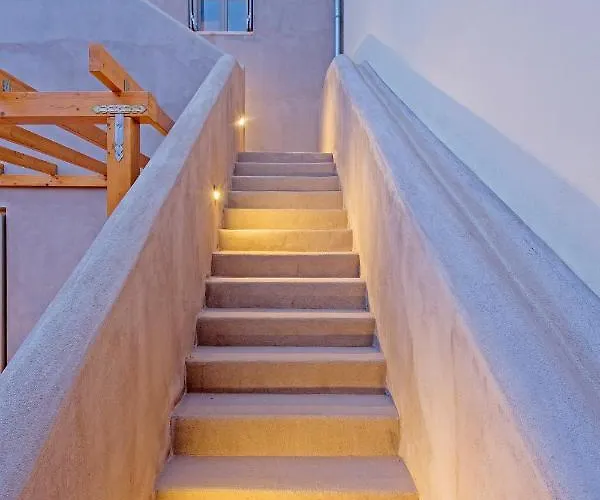 Mary's Luxury 1 * Plitra