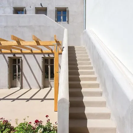 Mary's Luxury 1 Apartment Plitra